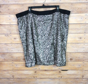 Maurices Women Skirt Size 4 3X Black Silver Sequins Plus Size Straight Pencil